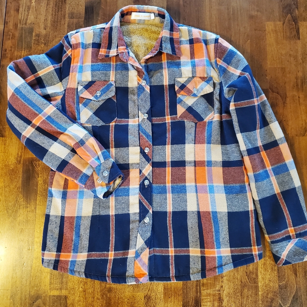 Jiang Yi Xuan Lined Flannel Button Up Plaid XL (runs very small)